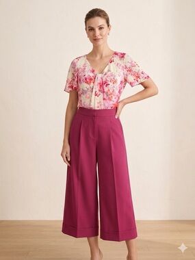 St. John Floral Pink 100% Silk V-Neck Short-Sleeve Blouse